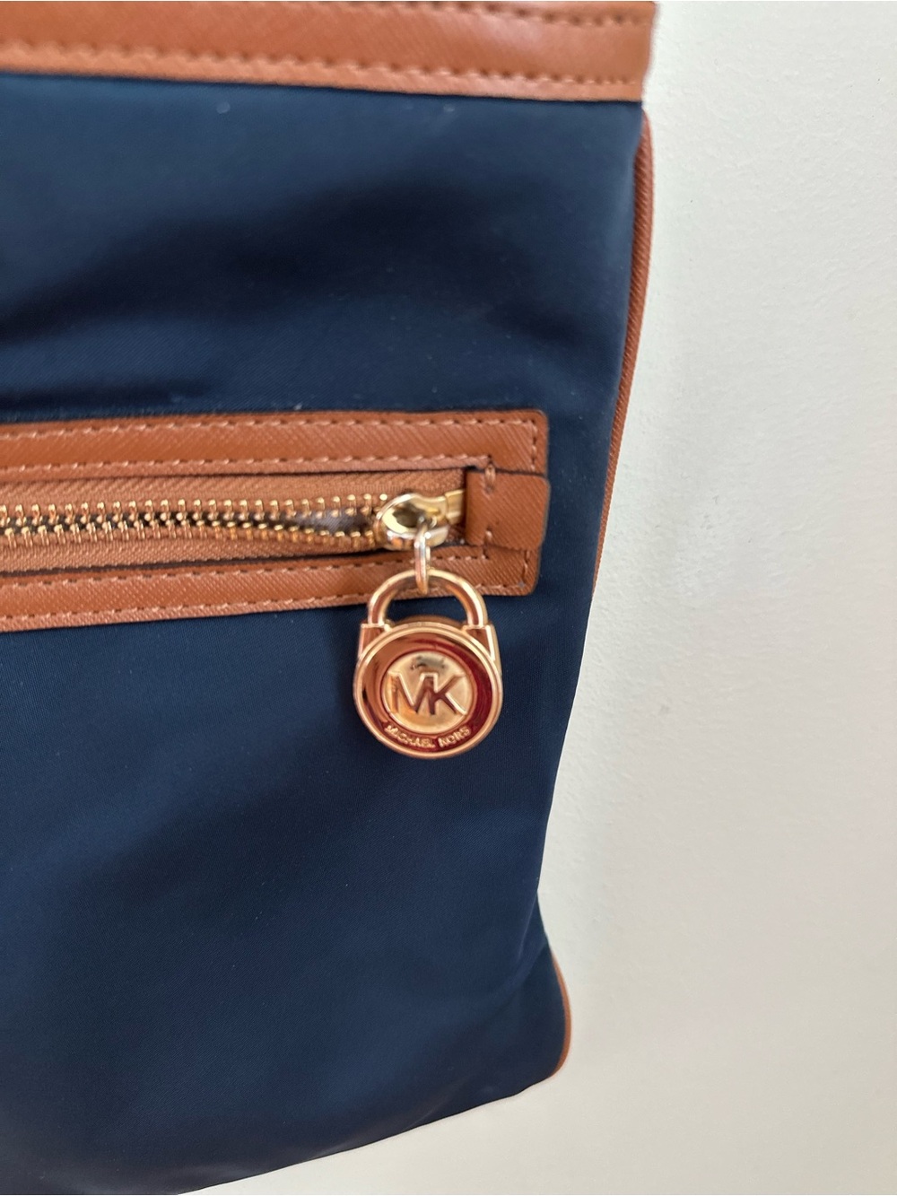 Michael Kors Navy Nylon Crossbody Bag Brown Trim Adjustable Strap - Picture 6 of 8